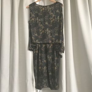 Gary Graham silk knee length dress size 4